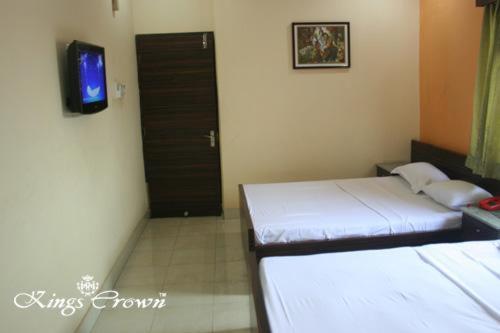 King'S Queen Crown Mandarmoni Mandarmani Bagian luar foto
